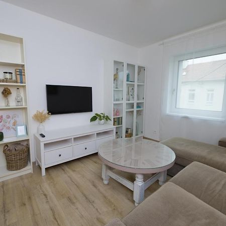 Central Apartment - Folk District Pressburg Exterior foto